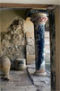 Een van de zuilen van Knossos bij Heraklion op Kreta