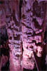 Eeuwenoude stalactieten en stalagmieten in de Sfendonigrot op Kreta