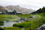 Dampende rivieren bij de camping van Landmannalaugar in IJsland