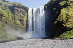 De schitterende Skógafoss waterval bij Skógar in IJsland