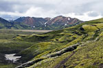 Vanaf het wandelpad een schitterend uitzicht op de natuur van Landmannalaugar