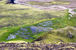 Bijzondere kleine meertjes in het landschap van Landmannalaugar