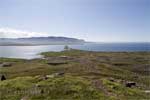 Uitzicht vanaf het wandelpad op Miklavatn in het noorden van IJsland