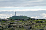 De vuurtoren van Reykjanesvítí bij Gunnuhver op Reykjanes op IJsland