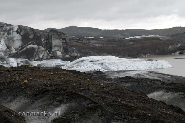 De gletsjer Svínafellsjökull bij Skaftafell Nasjonal Park in IJsland