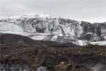 De grote ijsmassa van de gletsjer Svínafellsjökull bij Skaftafell in IJsland