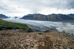 Vanaf het uitzichtpunt Sjónarnípa uitzicht op Skaftafellsjökull in IJsland