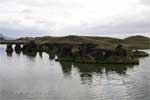 Vanaf het wandelpad een mooi uitzicht over Höfði in de avonduren bij Mývatn