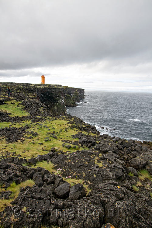 De Skalasnagi vuurtoren op het meest westelijke punt van Snæfellsnes op IJsland