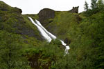 Een schitterend uitzicht over de Systrafoss, de waterval van de zussen