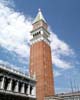 De toren van San Marco op het San Marco plein in Venetië