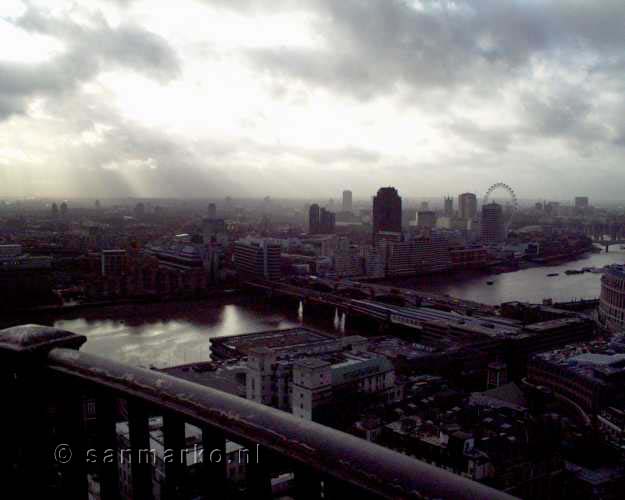 Uitzicht over Londen vanaf St. Paul's Cathedral