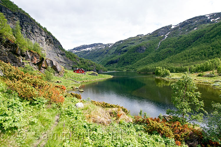 Een schitterend uitzicht over de Aurdalsvatnet aan het eind van de wandeling