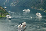 Grote cruiseschepen in het Geirangerfjord bij Geiranger