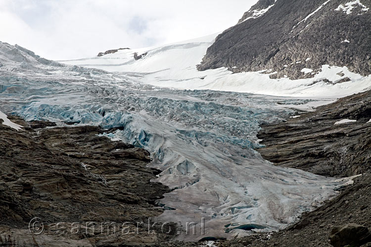 Nog een mooi uitzicht over de Bødalsbreen bij Loen in Noorwegen