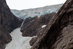 Dik pak ijs van de Jostedalsbreen boven de Brenndalsbreen bij Olden