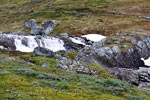 Deze kleine waterval vinden we langs de 55 in Jotunheimen Nasjonal Park