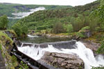 Een dam voor electriciteit in de Lærdalselva in het Lærdal in Noorwegen