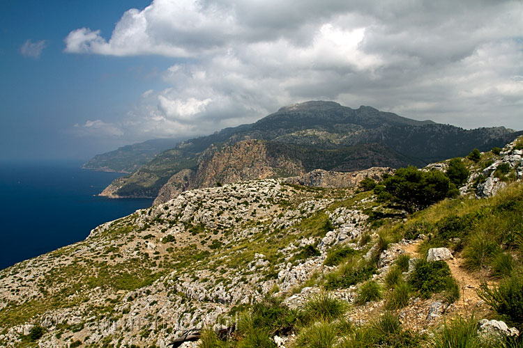 Het uitzicht over Serra de Traumuntana van Mallorca