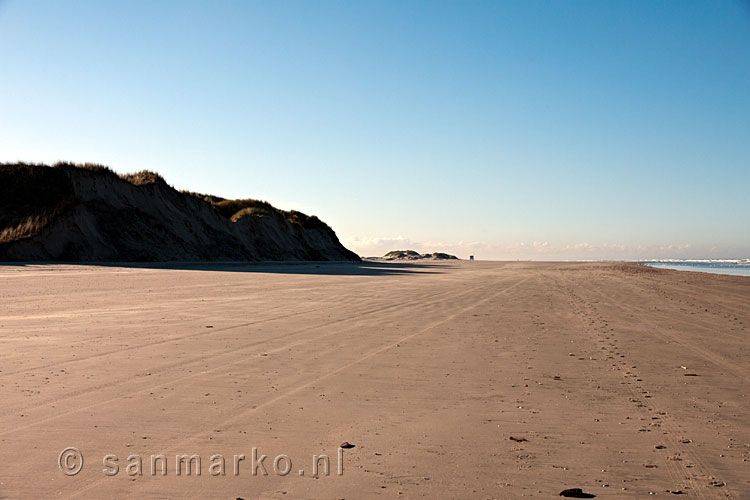 Een blik terug over het strand van Terschelling