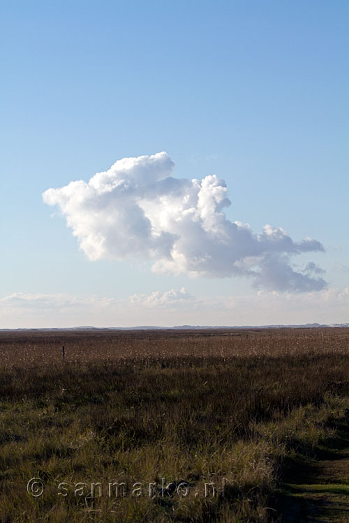 Wolken boven de Boschplaat op Terschelling