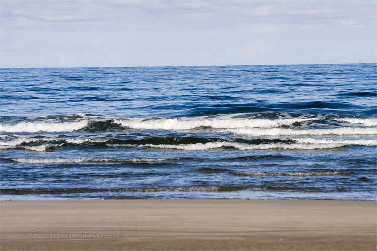 De zee bij Terschelling is iets rustiger