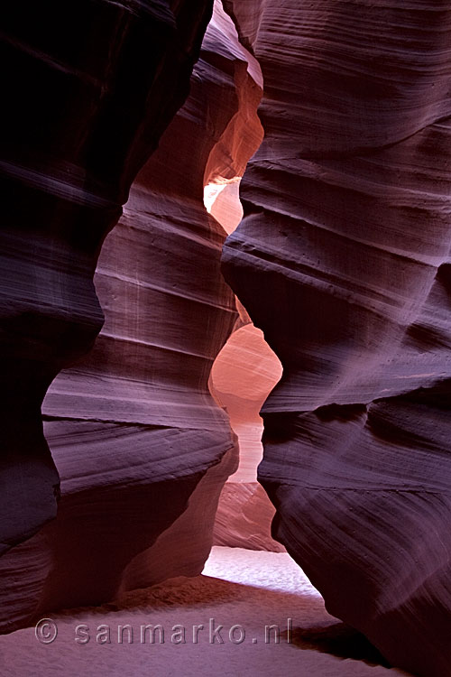 Het wandelpad door Antelope Canyon in Arizona