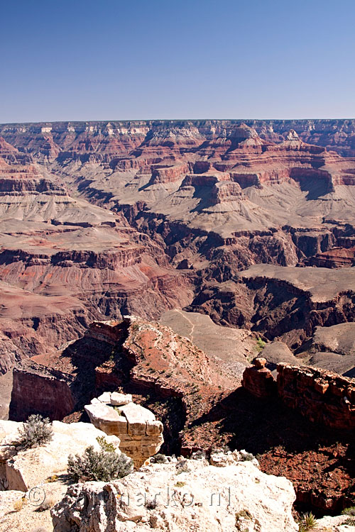 Vlak bij Hopi Point een uitzicht over de Grand Canyon in Amerika