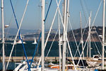 Uitzicht over de haven van San Francisco vanaf Pier 39