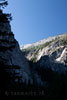 Uitzicht richting Yosemite Valley vanaf het Mist Trail