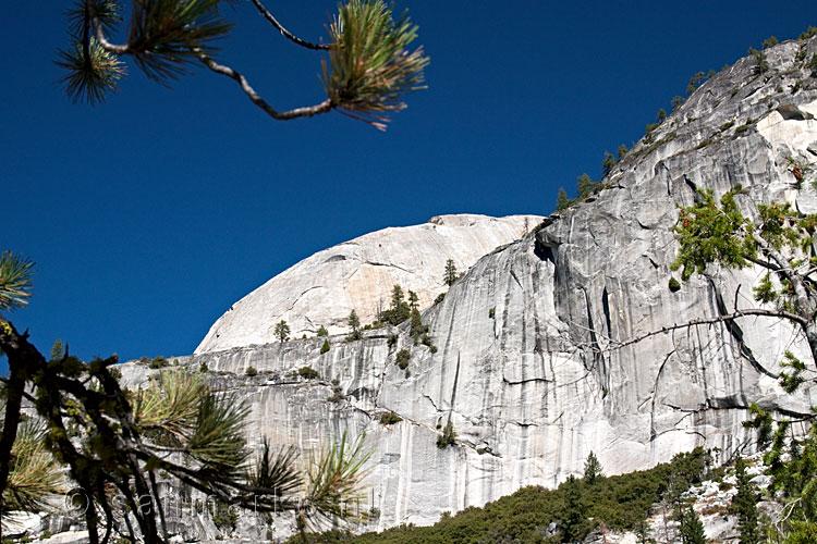 Half Dome vanaf de Mist Trail in Yosemite