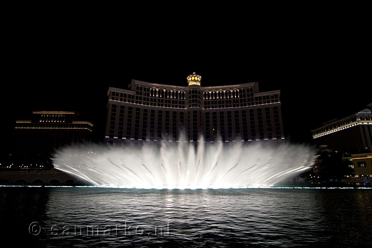 Fonteinen show voor het Bellagio Casino in Las Vegas