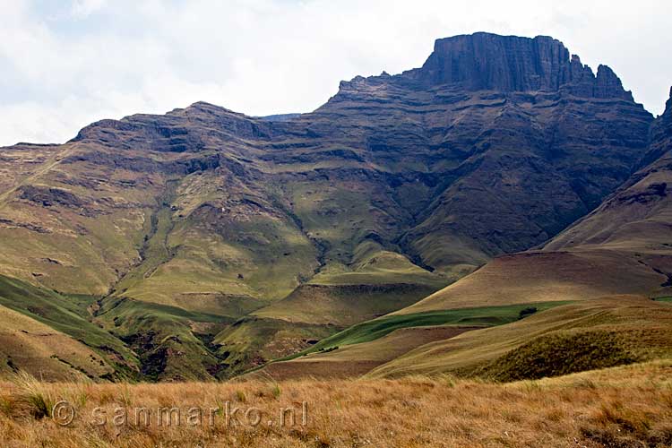 Vlakbij Blindman's Corner heb je een geweldig uitzicht over Cathkin Peak bij Monks Cowl