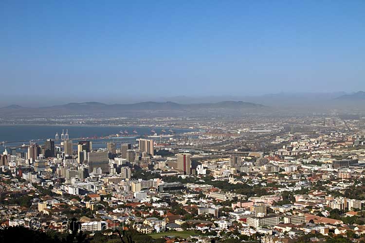 Het uitzicht over Kaapstad vanaf Signal Hill in Zuid-Afrika