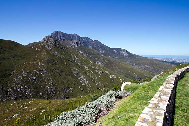 Het uitzicht over de Outeniqua pass richting George