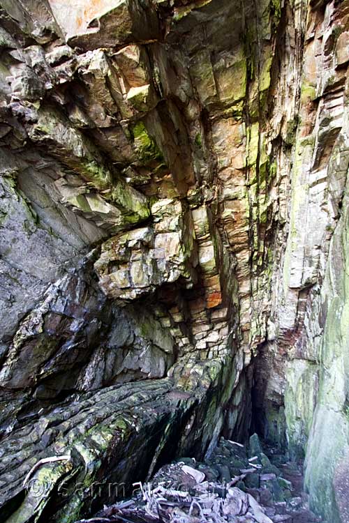 De Guanogrot langs het Otter Trail in Tsitsikamma National Park in Zuid-Afrika