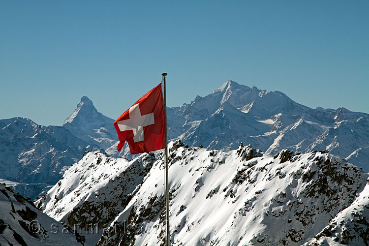 Vanaf de Eggishorn kun je bij goed weer de Matterhorn zien!