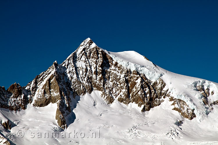 De Aletschhorn gezien in de winter vanaf de Eggishorn