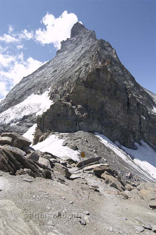 Het begin van de beklimming van de Matterhorn in Zwitserland