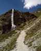 Een waterval onderweg bij Zermatt in Wallis