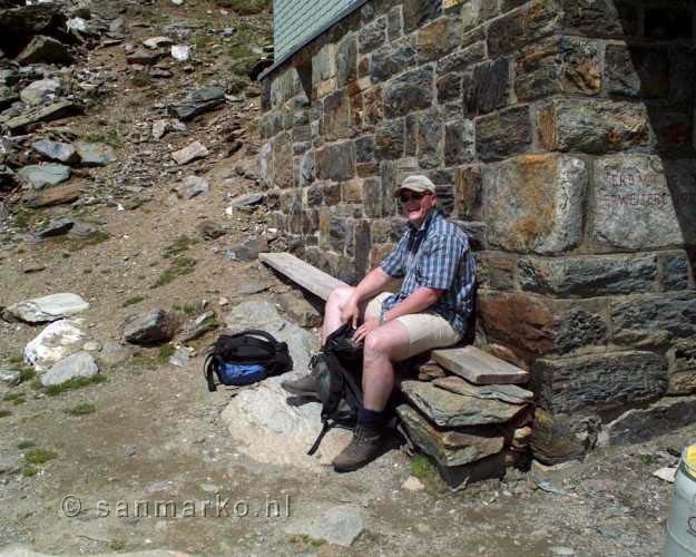 Eindelijk boven bij de Weisshornhütte in Zwitserland